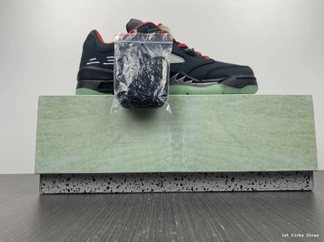1st Kicks Anthracite Jordan 5 Air DM4640-036 Retro 0731